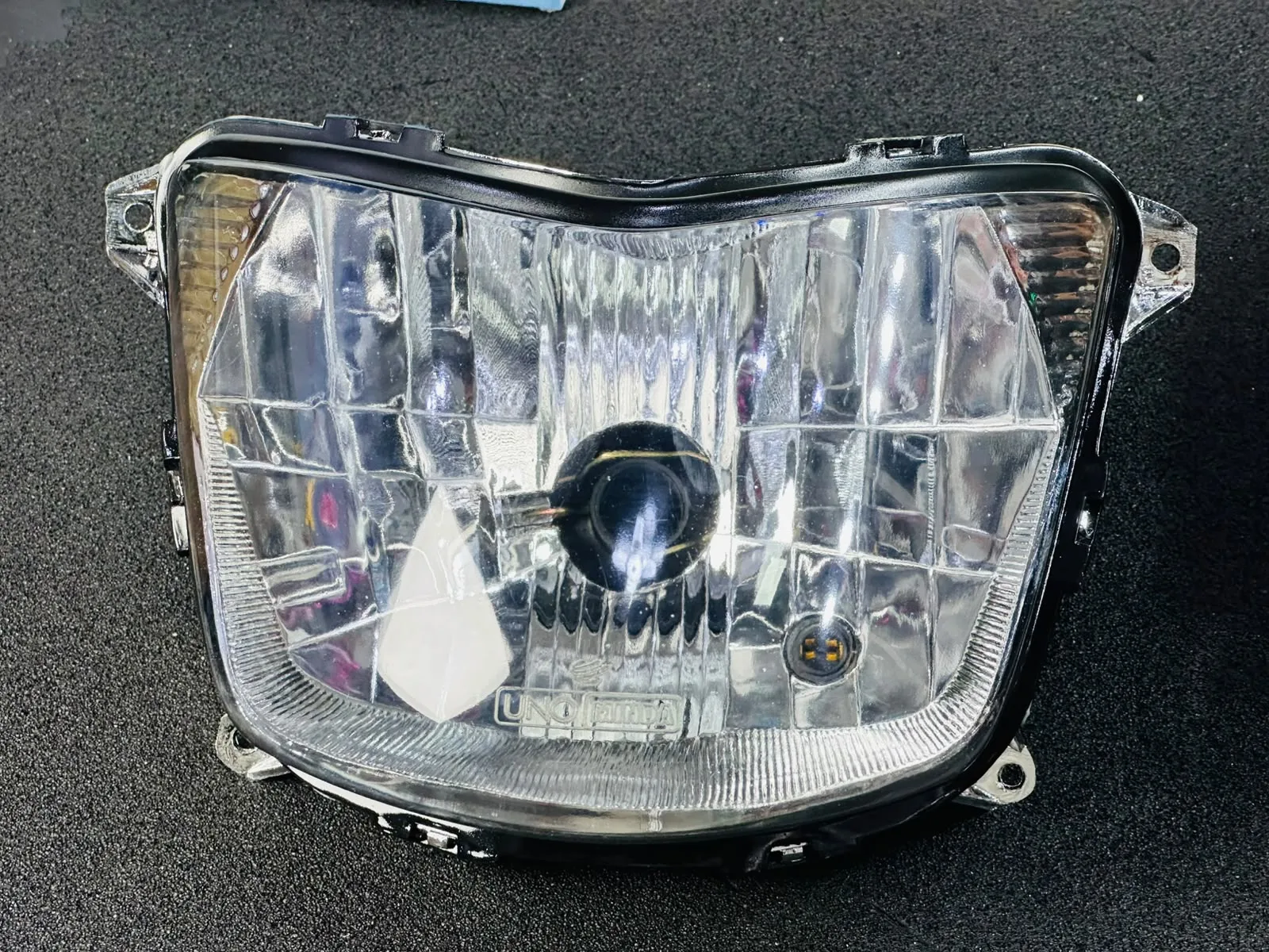 Head Light Assy ( Ct 100 / Platina 100 )