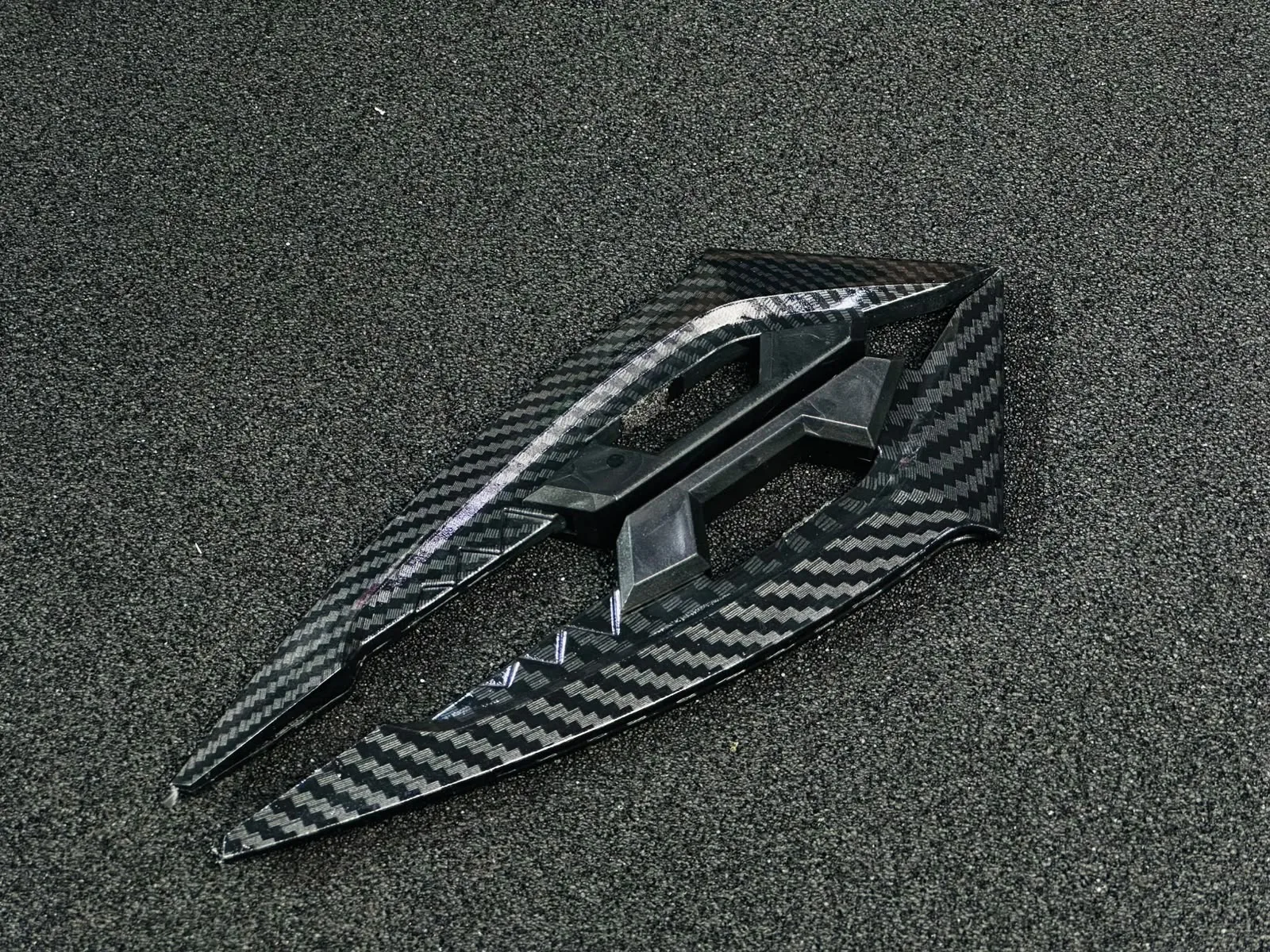 Modify Carbon Wings
