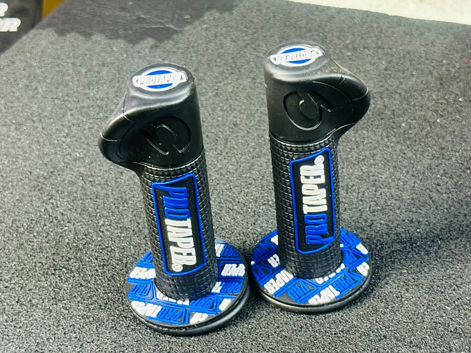 Protaper - Handle Grip with Arm Rest - View 3